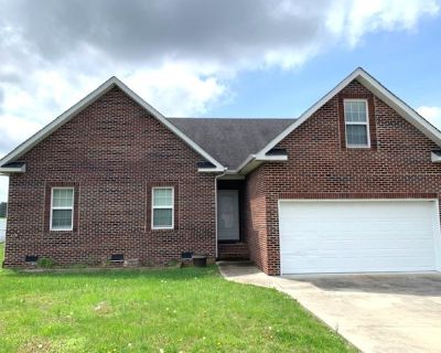 3 Bedroom 2BA 1906 ft Apartment For Rent in Tullahoma, TN