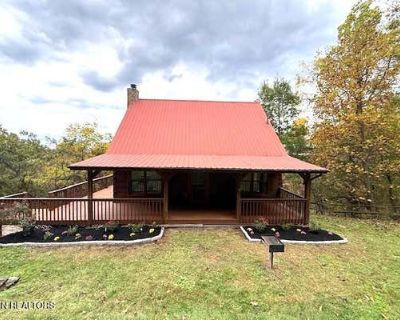 1 Bedroom 3BA 1946 ft Single Family Home For Sale in SEVIERVILLE, TN