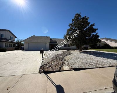 3 Bedroom 2BA 1778 ft Single-family home For Rent in Lancaster, CA