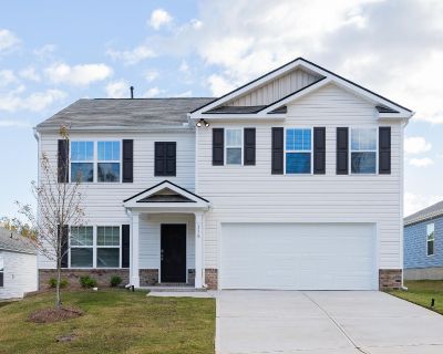 5 Bedroom 3BA 2400 ft Single Family House For Rent in Fountain Inn, SC