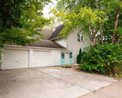 5 Bedroom 2BA 2066 ft Single Family Home For Sale in VIROQUA, WI