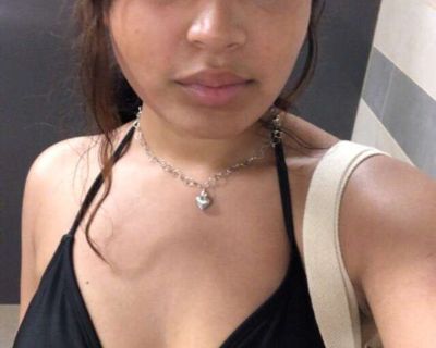 Kailanie - Needs an Apartment on iROOMit or a Room