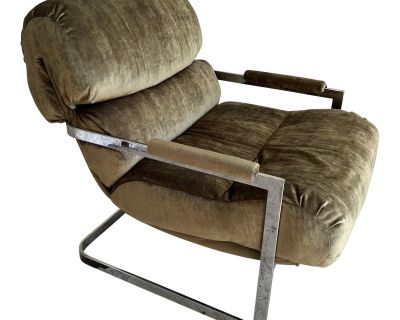 Vintage Oversized Chrome Base Lounge Chair in the Style of Milo Baughman