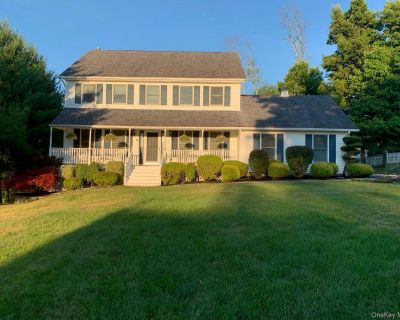 3 Bedroom 2BA 3000 ft Single Family House For Sale in Monroe, NY