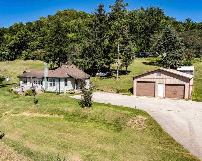 2 Bedroom 1BA 1568 ft Single Family House For Sale in Ferryville, WI