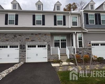 4 Bedroom 4BA 2200 ft Apartment For Rent in Manalapan, NJ