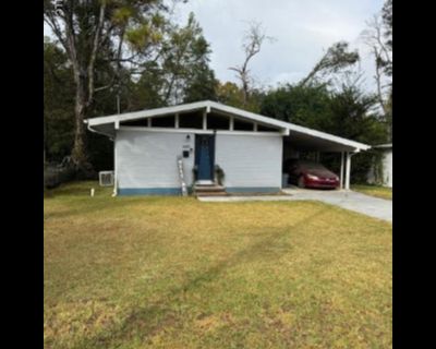 3 Bedroom 1BA 1302 ft Single Family House For Sale in Jackson, MS