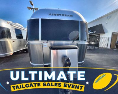 2017 Lance 855s Lance Truck Camper