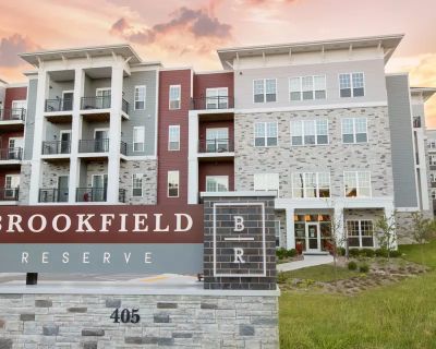 1 Bedroom 1BA 679 ft Furnished Pet-Friendly Apartment For Rent in Brookfield, WI