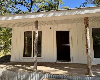 535 Woodlawn Drive. image_url. W/D hookup Patio / balcony Unit Amenities patio / balcony w/d hookup Property Amenities on-site laundry. 2 Bedroom. 1 Bathroom. 0 ft