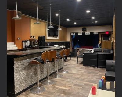 2472 ft Commercial Property For Rent in Washington, DC