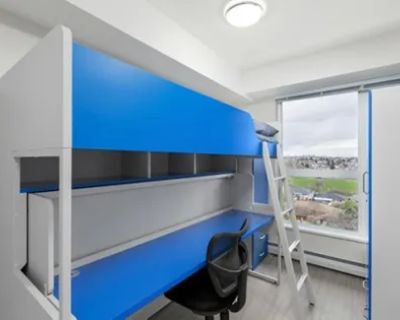 398 sqft true Room for Rent in 7575 Cambie Street, Vancouver