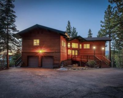 4 Bedroom 3BA 3432 ft Furnished Single Family House For Sale in South Lake Tahoe, CA