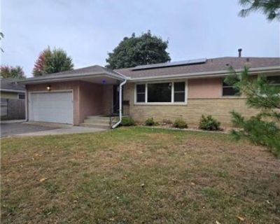 3209 Welcome Ave N. Adorable and well cared for 3 bed, 2 bath rambler just steps from Bassett Creek Park offering many trails/paths, dog park, fishing pier and more. Youll enjoy the spacious driveway and 2 car garage and large yard. Home boasts hardwood floors in main floor LR and beds (All 3 beds on main floor). Kitchen opens up to a eat in area plus a bonus den/porch which leads you to the ba...