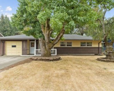 3 Bedroom 2BA 1088 ft Single Family House For Sale in Portland, OR