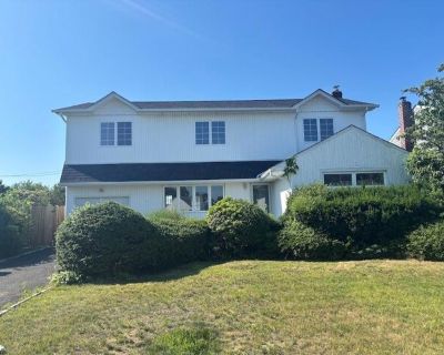 Devon Rd, Bethpage, Home For Rent