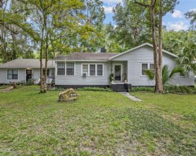 4 Bedroom 2BA 2509 ft Single Family House For Sale in High Springs, FL