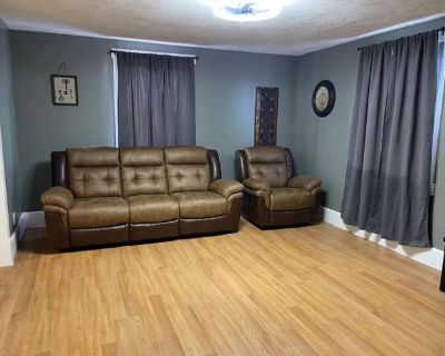 4 Bedroom 1BA 3040 ft Furnished Pet-Friendly Apartment For Rent in Olean, NY