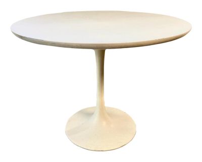 Vintage Mid Century Modern Tulip Table