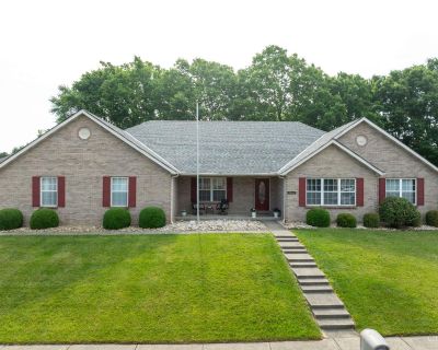 4 Bedroom 3BA 3537 ft Single Family House For Sale in Fairfield, OH