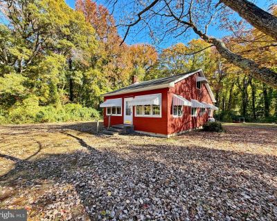 2 Bedroom 1BA 1056 ft Single Family House For Sale in Cobb Island, MD