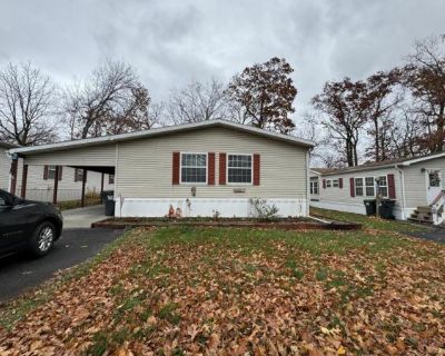 309 Briarwood Ct. South. Located in Greenbriar Village. Newly Listed - Come see! This is a great starter home or retirement home if you're looking to downsize. Large and spacious living room - dining room combination has vaul .... 2 Bedroom. 2 Bathroom. 1456 ft