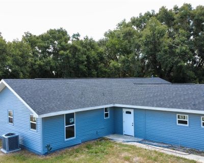 N Sunset Ave. Fully Renovated 6-Bedroom Home Rent for $4,500/month with Option to Buy!\r\nWelcome to 603 N Sunset Ave in Mascotte, FL a beautifully remodeled 6-bedroom, 3-bath, 3,008 sq ft home on a 0.35-acre corner lot. This spacious property features a brand-new kitchen, stainless steel appliances, modern bathrooms, new tile flooring, and an in-house fire sprinkler system.\r\n\r\nHighlights:\...