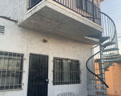 Room for rent near SOFI stadium.
