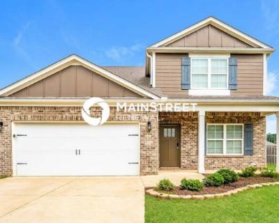 4 Bedroom 2.5BA 2618 ft Pet-Friendly Apartment For Rent in St. Clair County, AL