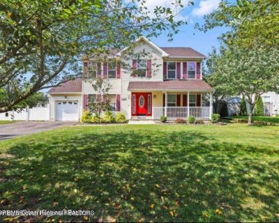 4 Bedroom 3BA 2064 ft House For Rent in Toms River, NJ