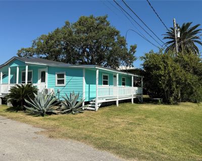 726 4th Street. Property for Rent in San Leon, TX for $1,450 with 2 bedrooms and 2 full baths. This 600 square foot property was built in 1980 on a lot size of 0.2938.. Don't miss out on this charming 2 bed, 2 bath bay cottage in Sunny San Leon. Relax on the front or side porch with a glimpse of the bay while enjoying your morning coffee. Ideal for those seeking a cozy coastal retreat.. Parking...