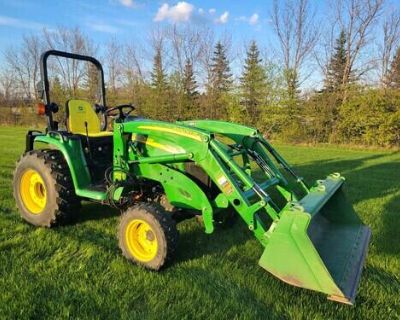 2008 John Deere 3320 Tractor for Sale