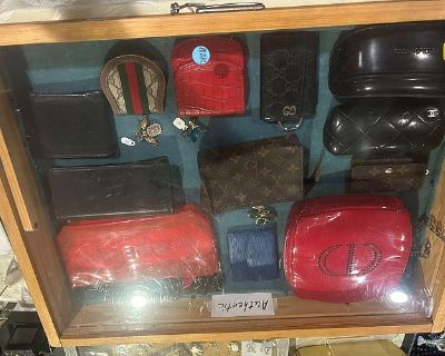 GARAGE SALE