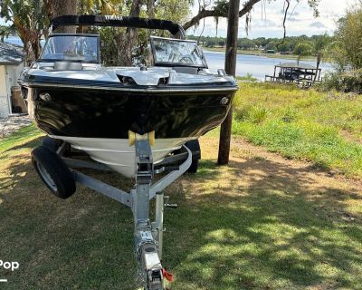 Yamaha 212 Limited