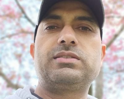 Jitender - Needs a Townhouse on iROOMit or a Room