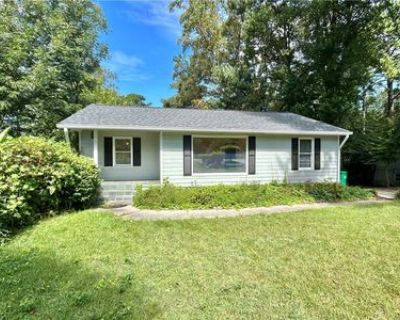 3 Bedroom 2BA 1464 ft Single Family House For Sale in Atlanta, GA