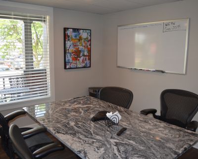 Oconomowoc Conference Room For Rent