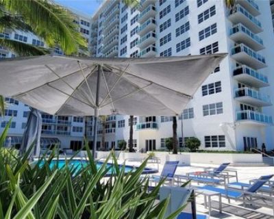 6917 Collins Ave Apt 1620. FULLY FURNISHED NEAT AND BRIGHT 1 BEDROOMS 1+1/2 BATHROOMS ON THE EAST SIDE OF COLLINS AVENUE BOUTIQUE BUILDING WITH CONCIERGE SERVICE 24/7 RIGHT BY THE WHITE SANDS BEACH WITH BEACH CHAIRS. BAY VIEWS FROM THE BALCONY TO ENJOY THE SUNSETS. ONE PARKING SPOT ASSIGNED + VALLET PARKING, GYM, POOL, PARTY ROOM, BUSINESS CENTER. RENT INCLUDES WIFI AND CABLE. TENANT PAYS ONLY ...