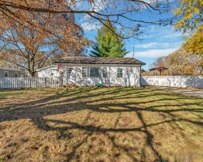 3 Bedroom 1BA 925 ft Single Family Home For Sale in CHANNAHON, IL