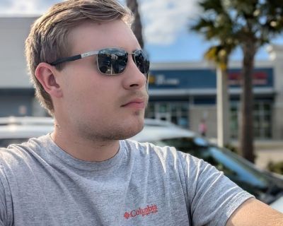 Nick - Needs an Apartment on iROOMit or a Room