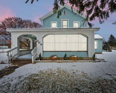 3 Bedroom 1BA 1584 ft Single Family Home For Sale in SAINT JOE, IN