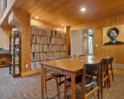 Vintage mid-century modern house with grand piano, Stone Mountain, GA