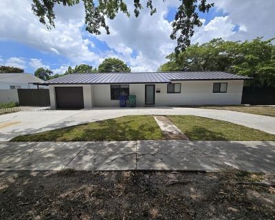 3 Bedroom 2BA 1319 ft House For Rent in Cutler Bay, FL