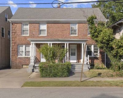 5 Bedroom 1BA 1819 ft Single Family Home For Sale in BRIDGEPORT, CT