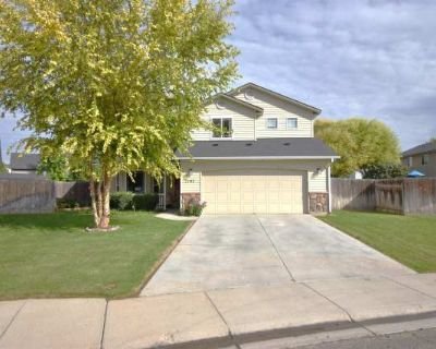 2707 Colfax. image_url. On-site laundry Patio / balcony Pet friendly Walk in closets Unit Amenities patio / balcony walk in closets Property Amenities pet friendly on-site laundry. 4 Bedroom. 3 Bathroom. 1893 ft