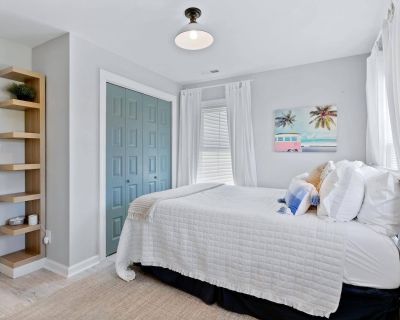 Homads Condo (Has a Condo). Room in the 1 Bedroom 1BA Apartment For Rent in Hampton, VA