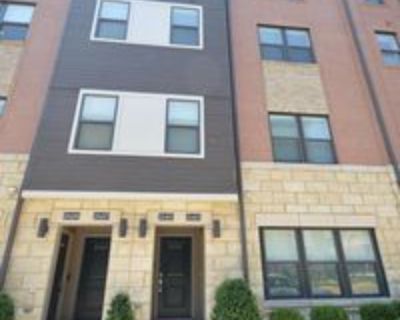 3 Bedroom 3BA 2546 ft Townhouse For Rent in Ashburn, VA