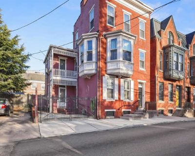 5 Bedroom 1.5BA 1896 ft Pet-Friendly Apartment For Rent in York, PA