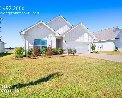 3 Bedroom 2BA 1667 ft Furnished Pet-Friendly Single-family home For Rent in Gulf Shores, AL