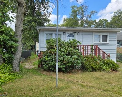 1 Bedroom 1BA 529 ft Single Family House For Sale in Hopatcong, NJ